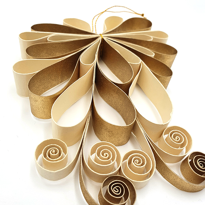 Small flower decoration in box