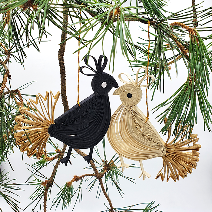Goldtail Bird in box natural gold 13x12cm