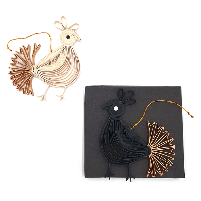 Goldtail Bird in box black gold 13x12cm
