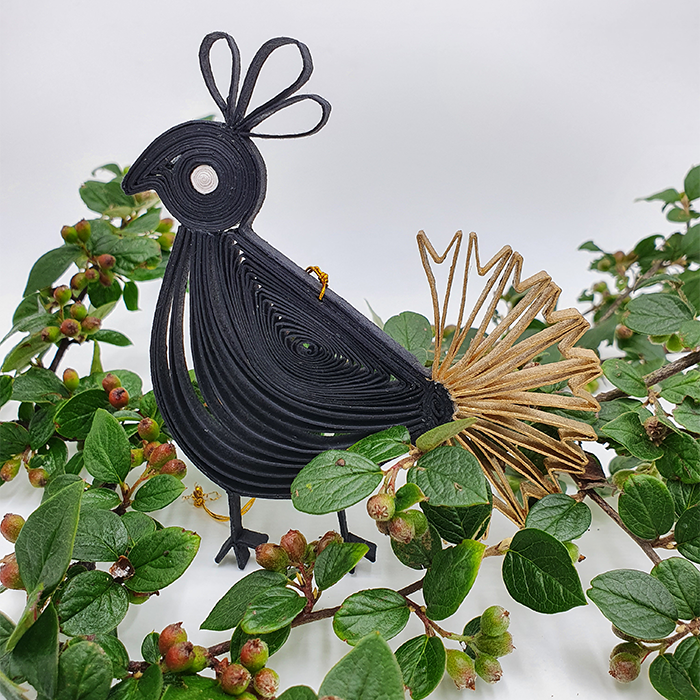 Goldtail Bird in box black gold 13x12cm